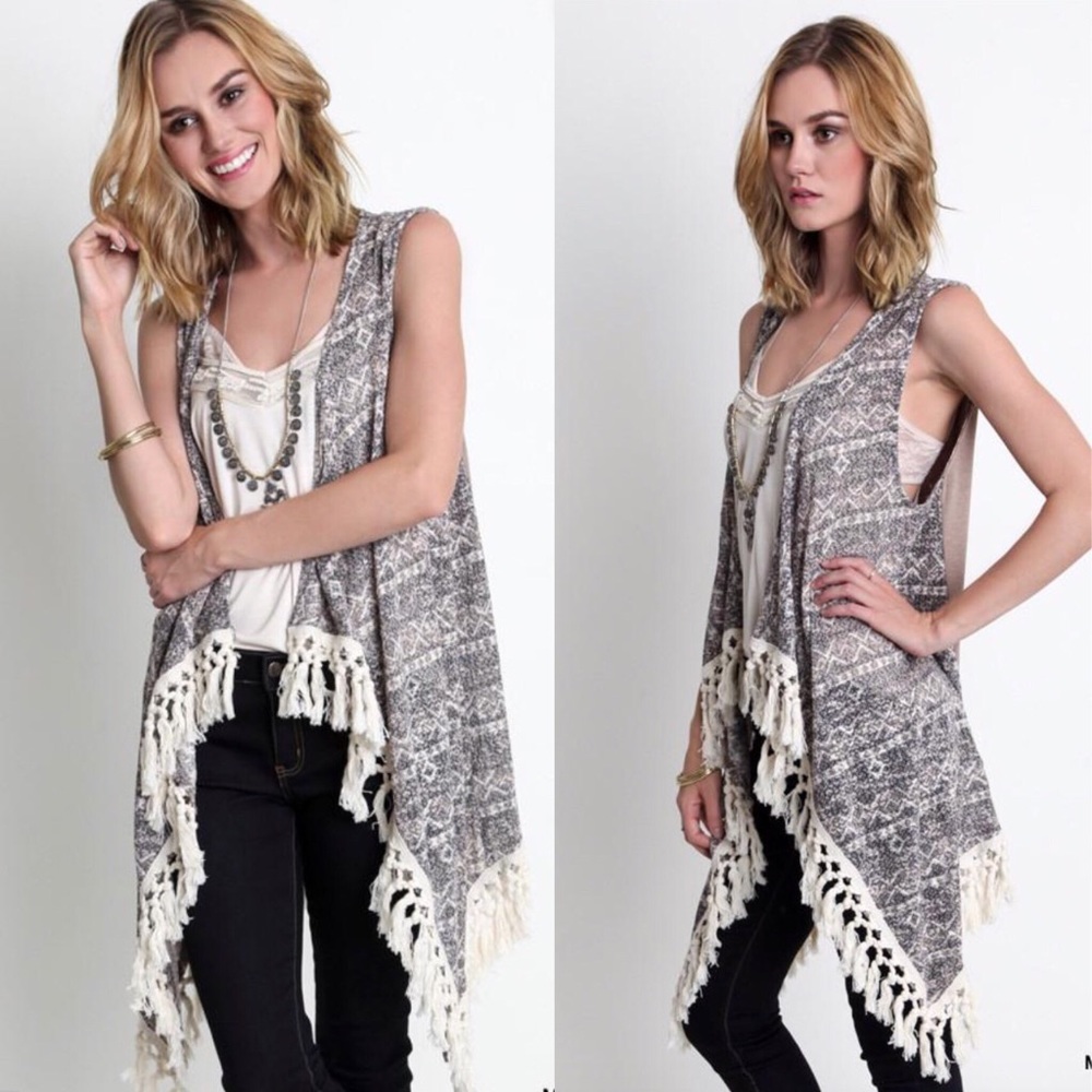 Umgee Frayed Knit Sweater Vest